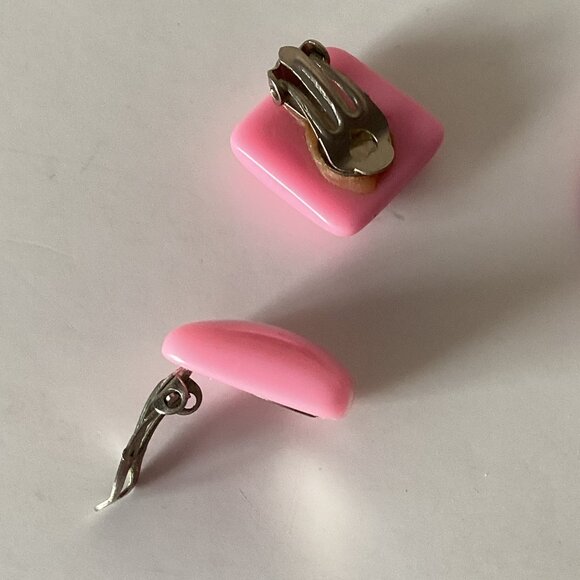 Pink Vintage Costume Jewelry 1 Necklace + 3 Earrings Clip-On's And Pierced - Picture 7 of 7